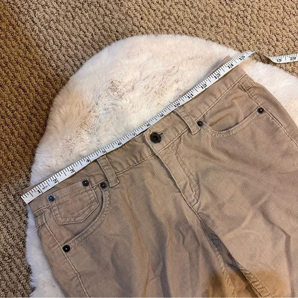 The North Face Corduroy Pants Women's 4 khaki Stretch Bootcut Travel Hiking - Picture 7 of 10